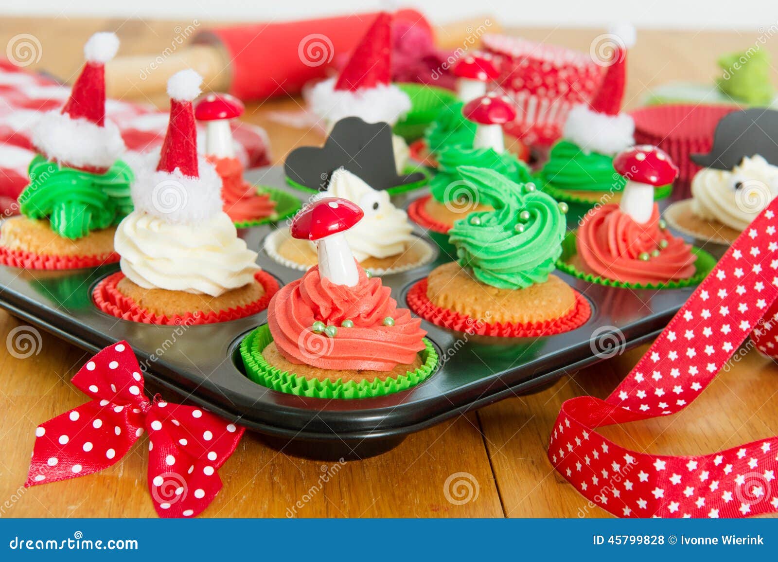 Baking Christmas cupcakes stock photo. Image of baking 45799828