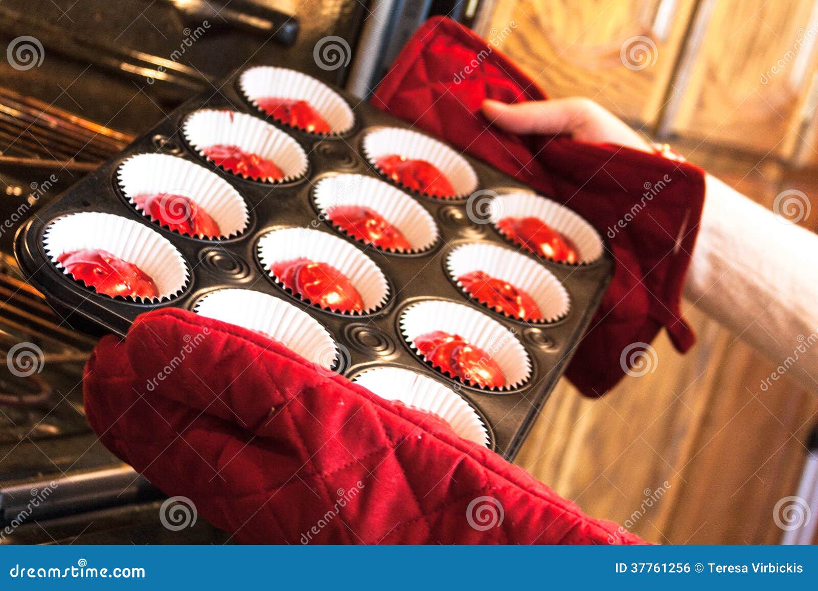 baking brioche in cupcake baker baking brioche in cupcake baker
