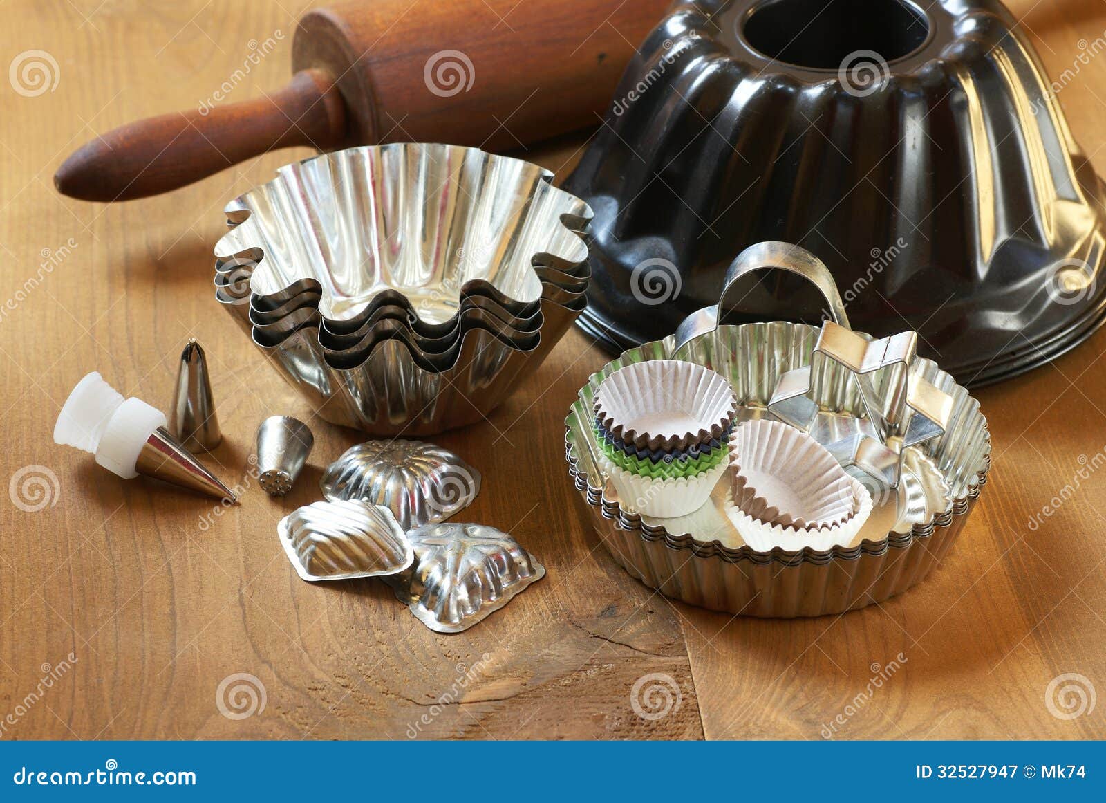 Baking equipment stock image. Image of horizontal, cake 32527947