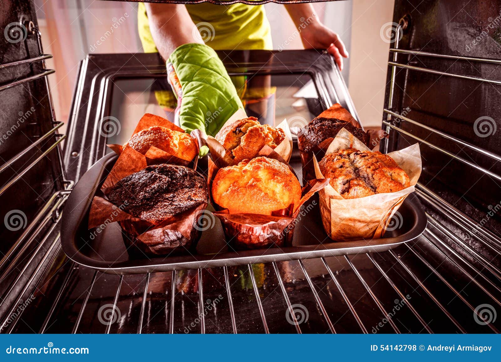 98 Bacon Rack Oven Royalty-Free Images, Stock Photos & Pictures