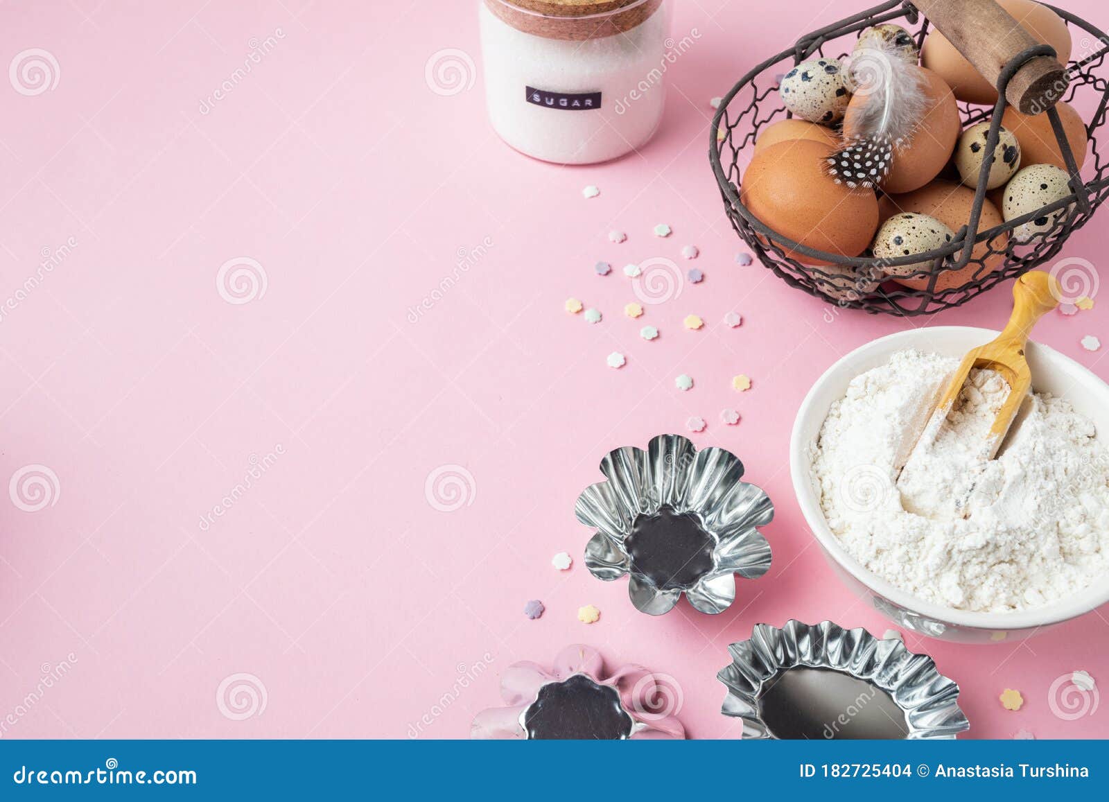 https://thumbs.dreamstime.com/z/baking-pastry-background-ingredients-kitchen-utensils-light-pink-flat-lay-eggs-whisk-flour-copy-space-182725404.jpg