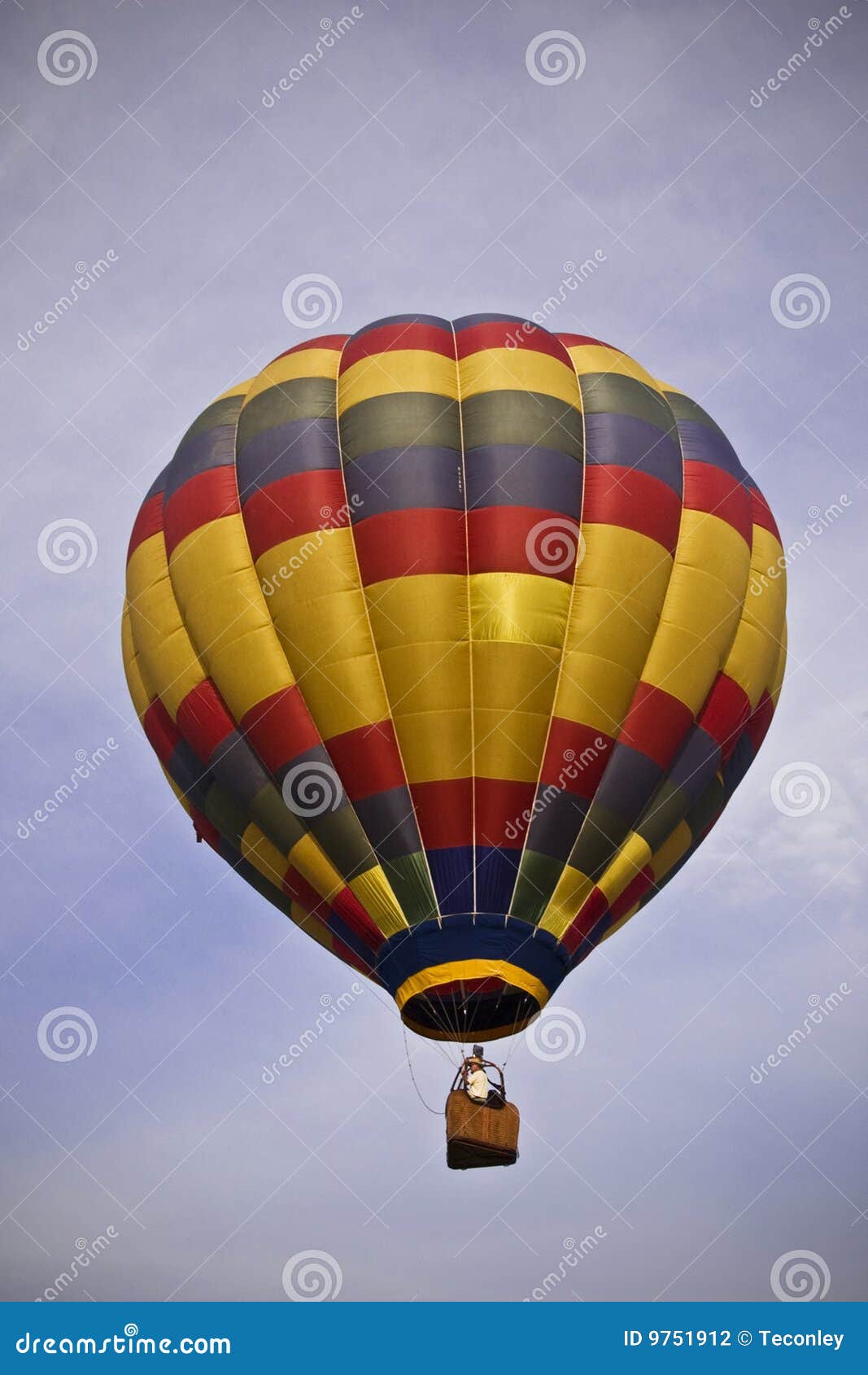 27,993 Fotos de Stock de Balão E Cesta De Ar Quente - Fotos de Stock  Gratuitas e Sem Fidelização a partir da Dreamstime, image size:1067x1690