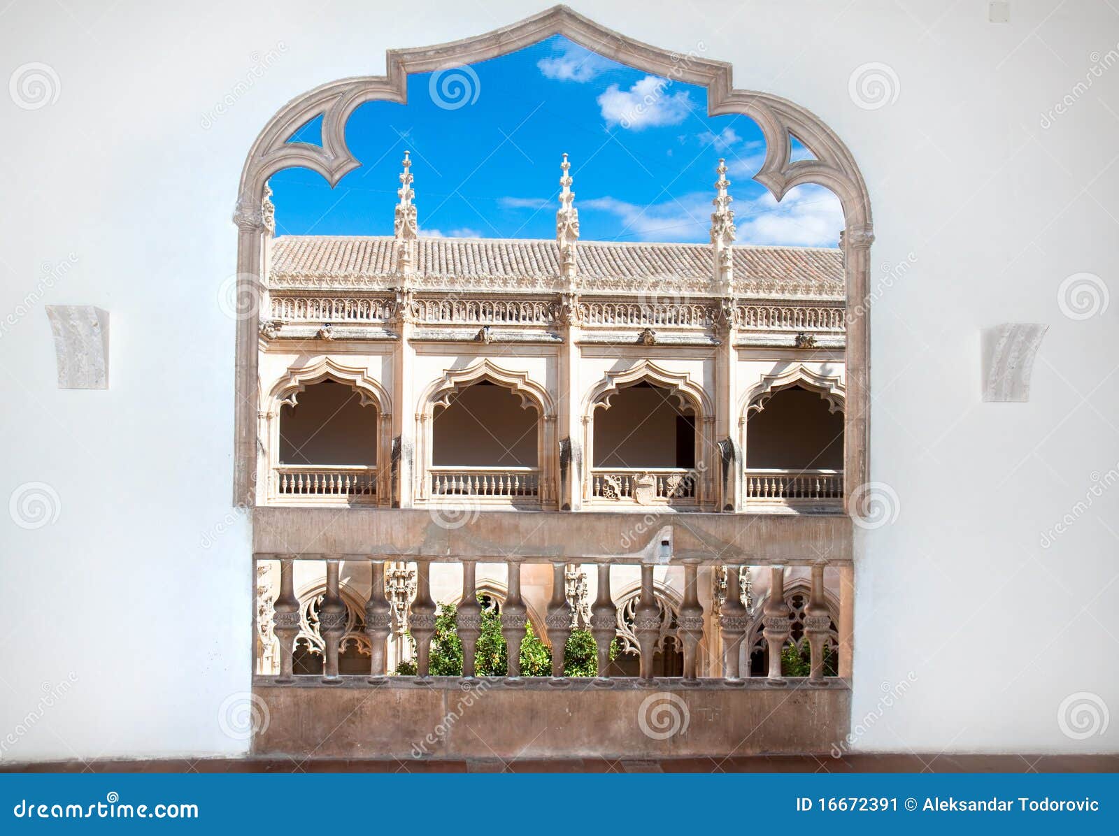 balcony of claustro de saint juan de los reyes