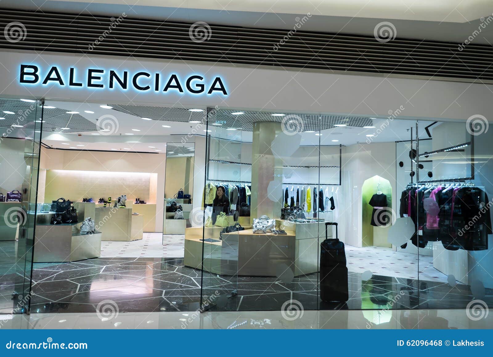 boutiques balenciaga