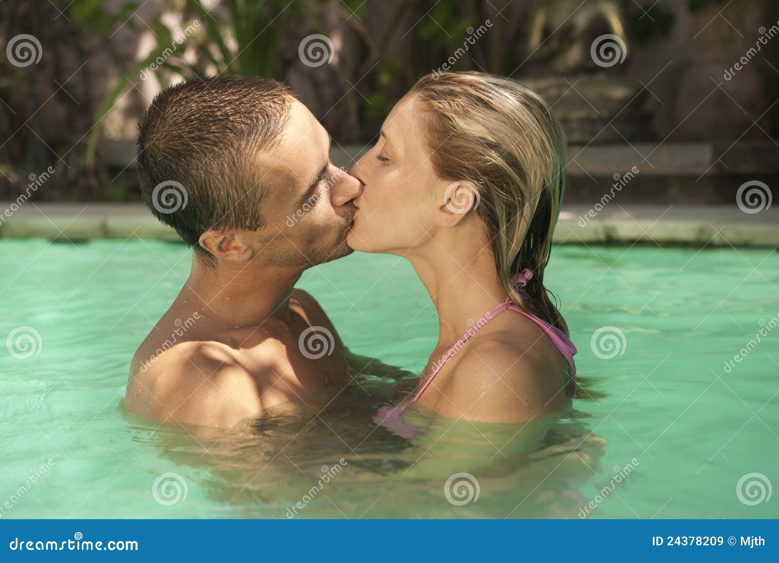 Swimming Pool Lesbians Kissing