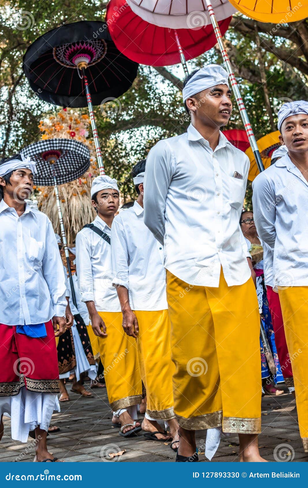 Bali Traditional Costume Photoshoot - vrogue.co