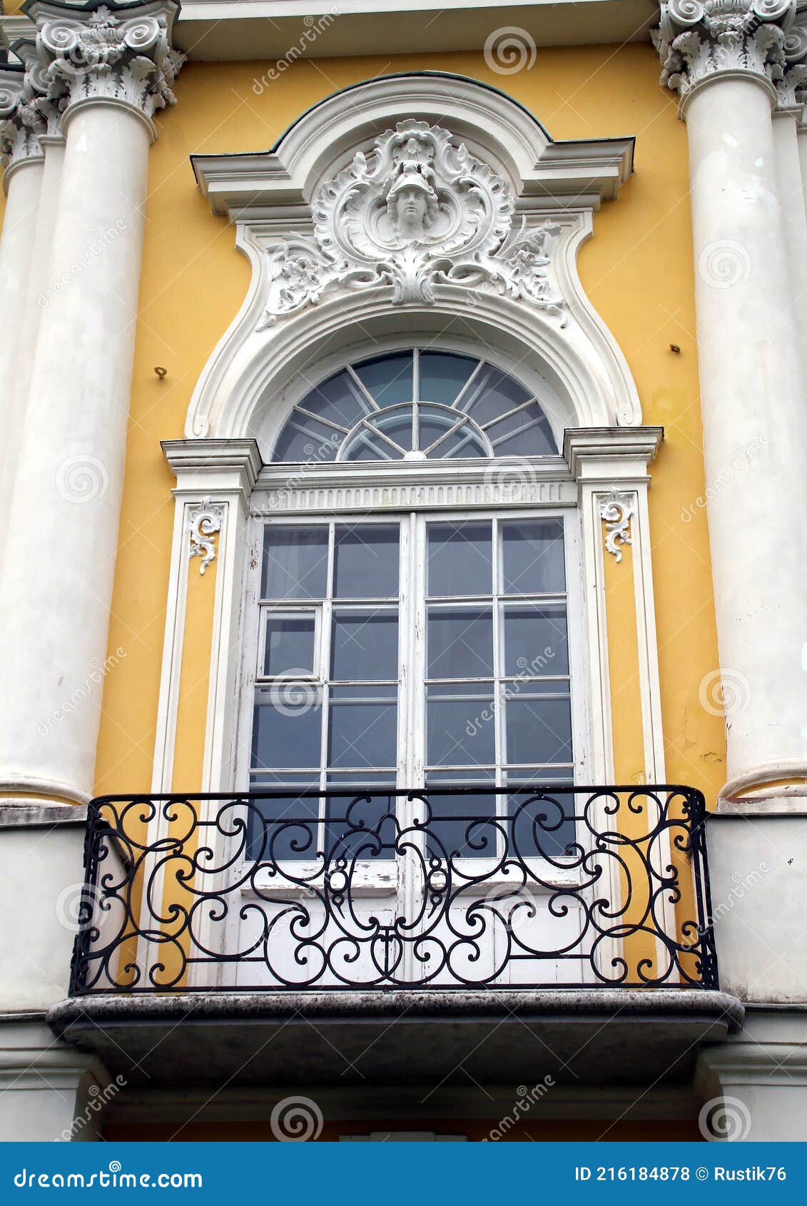 Balkon an Der Fassade Des Von Freilia. Familienmuseum Redaktionelles - Bild artikel, typen: 216184878