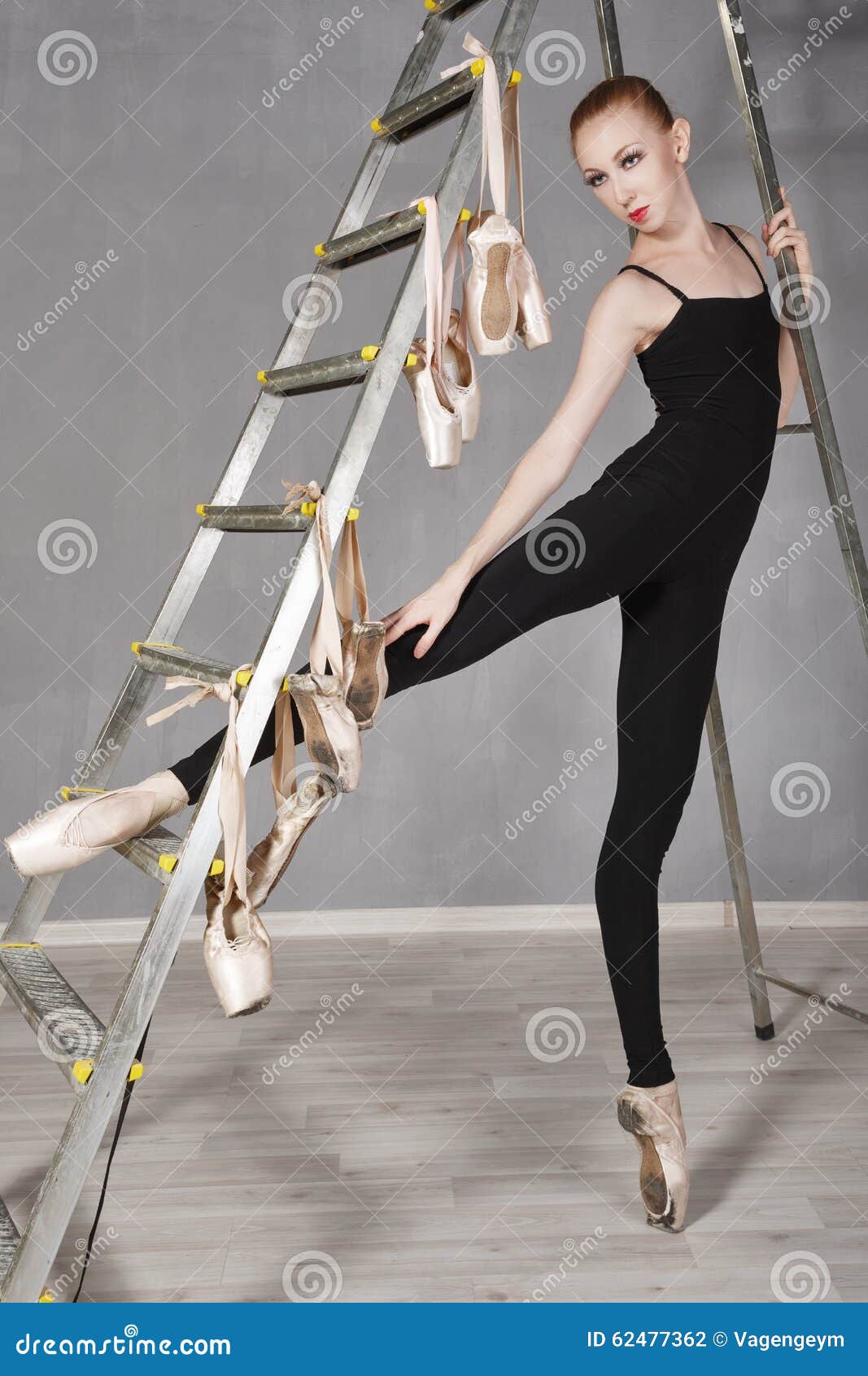 Young Ballerina Tights stock photos - OFFSET