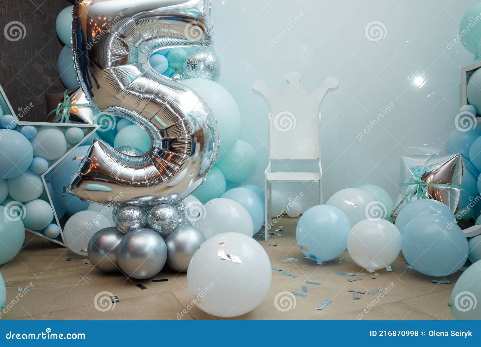 Ballons Bleus Pour Garçon Fête D'anniversaire Heureuse. Numéro 5