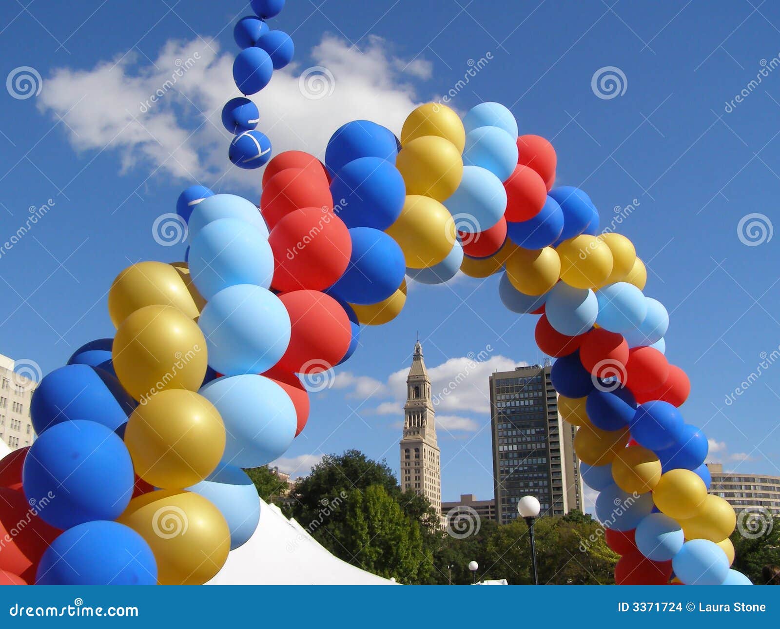 47 HQ Pictures Balloon Decoration Photo Gallery / Stage Front Balloon Decorations That Balloons