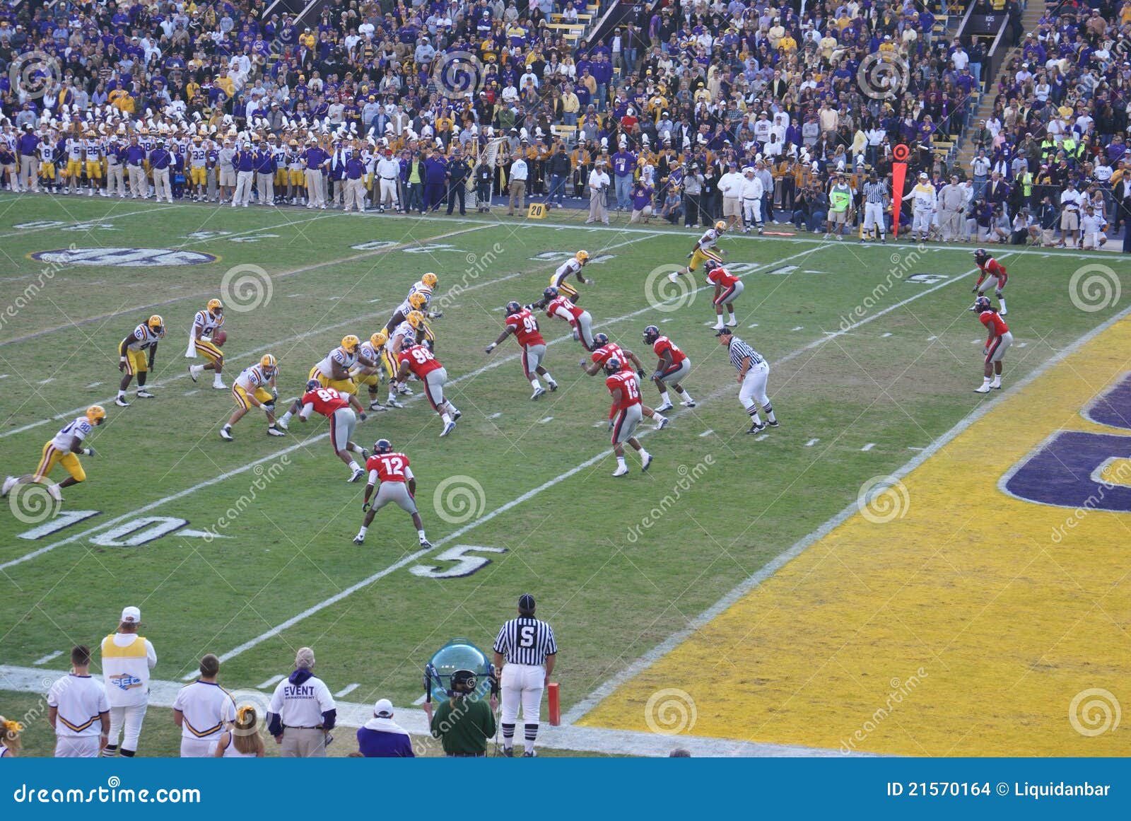 50 Largest College Football Stadiums | Stacker, image size:1600x1161