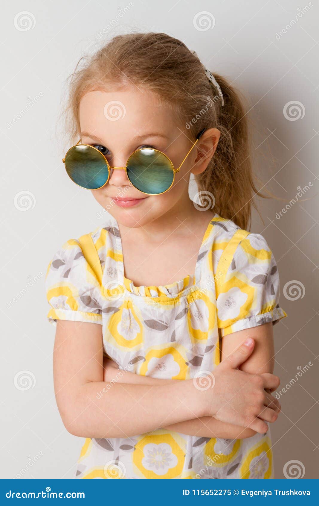 1 Paio Di Occhiali Da Sole Rotondi, Fashion, Colorati E - Foto 4