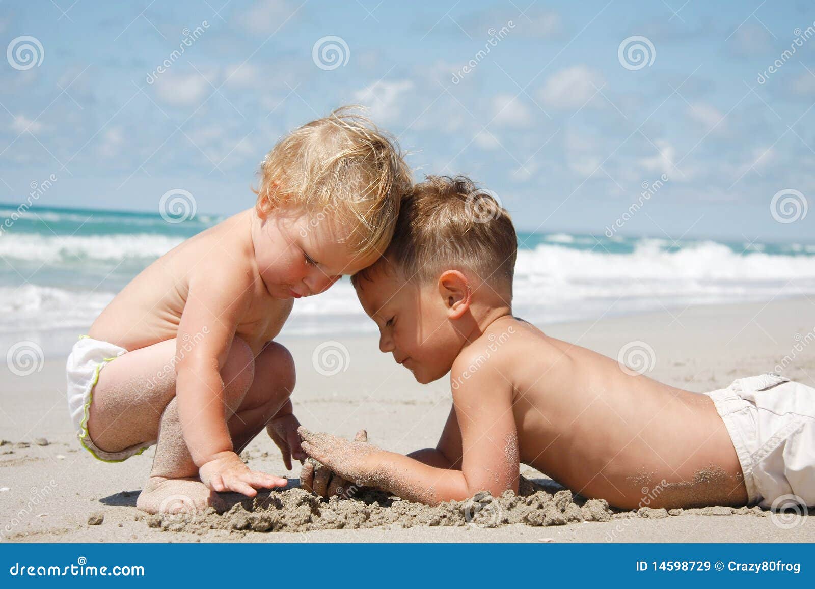 за голыми детьми на пляже фото 94