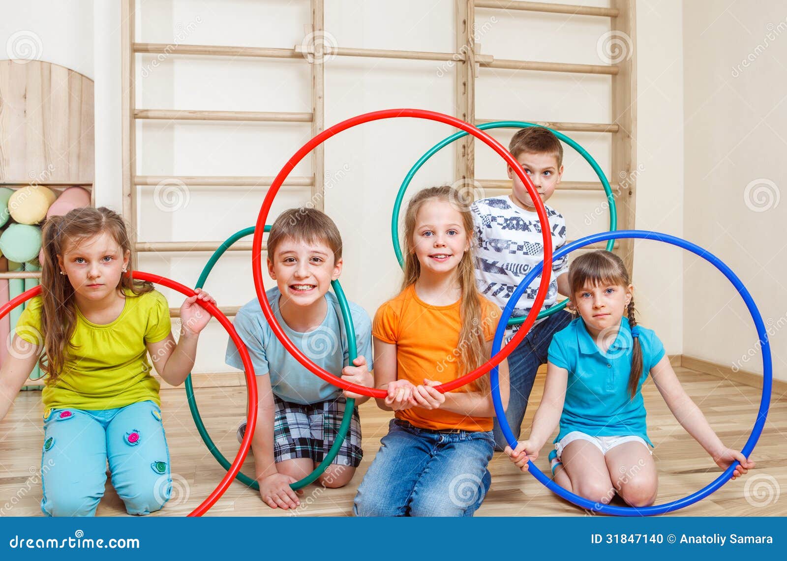 Disegno Di Hula Hoop A Colori Per Bambini - Foto 10