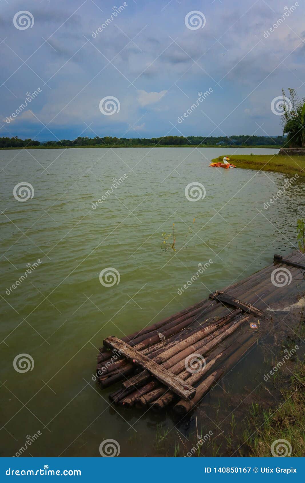 Bamboo canoe stock image. Image of lake, ocean, pier 140850167