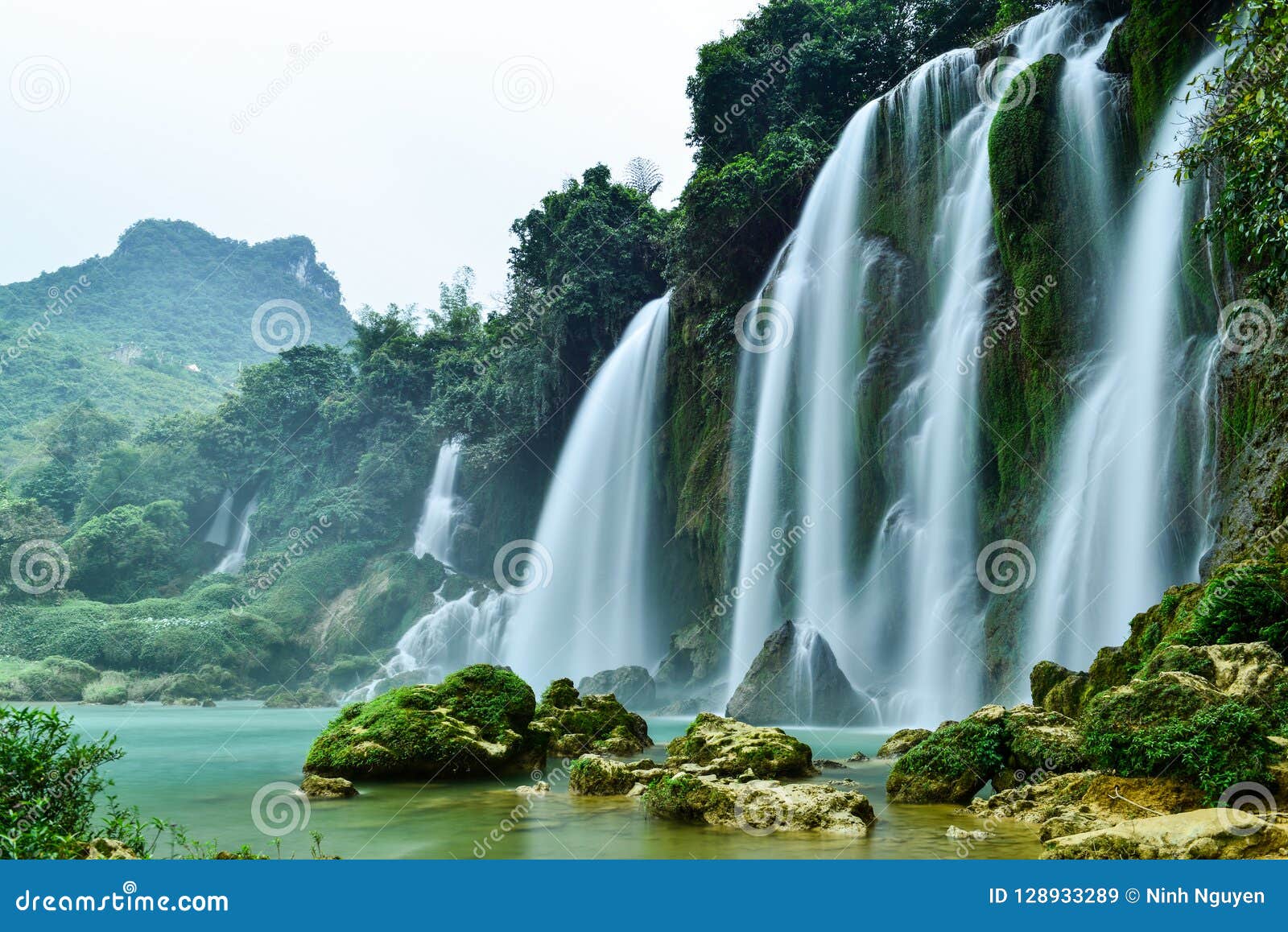 ban gioc waterfall cao bang province vietnam ban gioc waterfall cao bang province vietnam