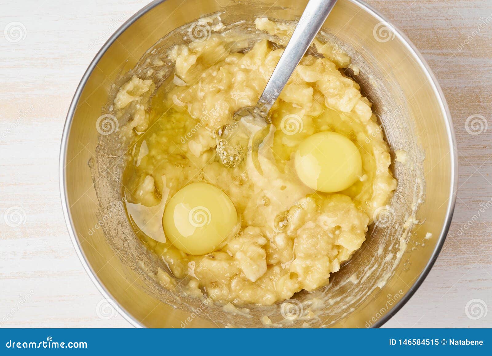 Mashed Banana With Egg Step By Step Recipe Homemade Banana Bread Top View White Wooden Table Image Stock Image Du Alimenter Maison
