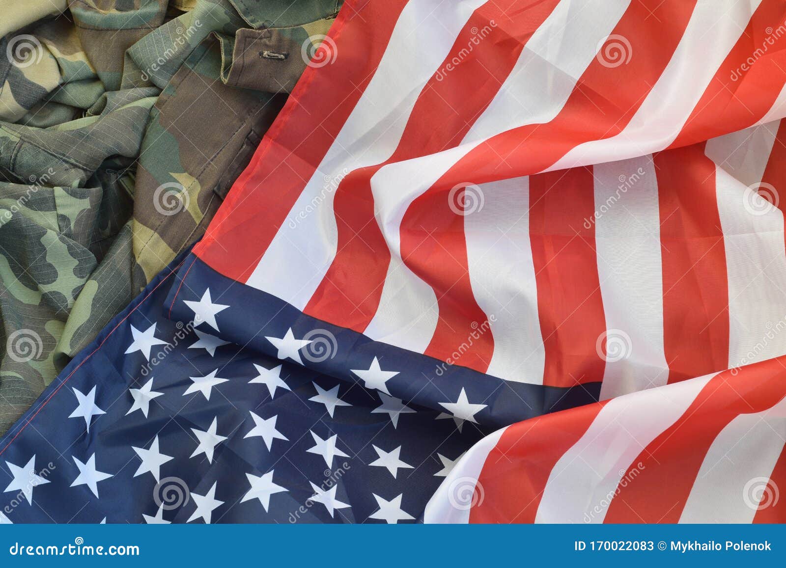 Bandeira Dos Estados Unidos Da América E Casaco-uniforme Militar Dobrado  Símbolos Militares - Faixa Conceptual De Fundo Para Os a Imagem de Stock -  Imagem de estrelas, americano: 170022083