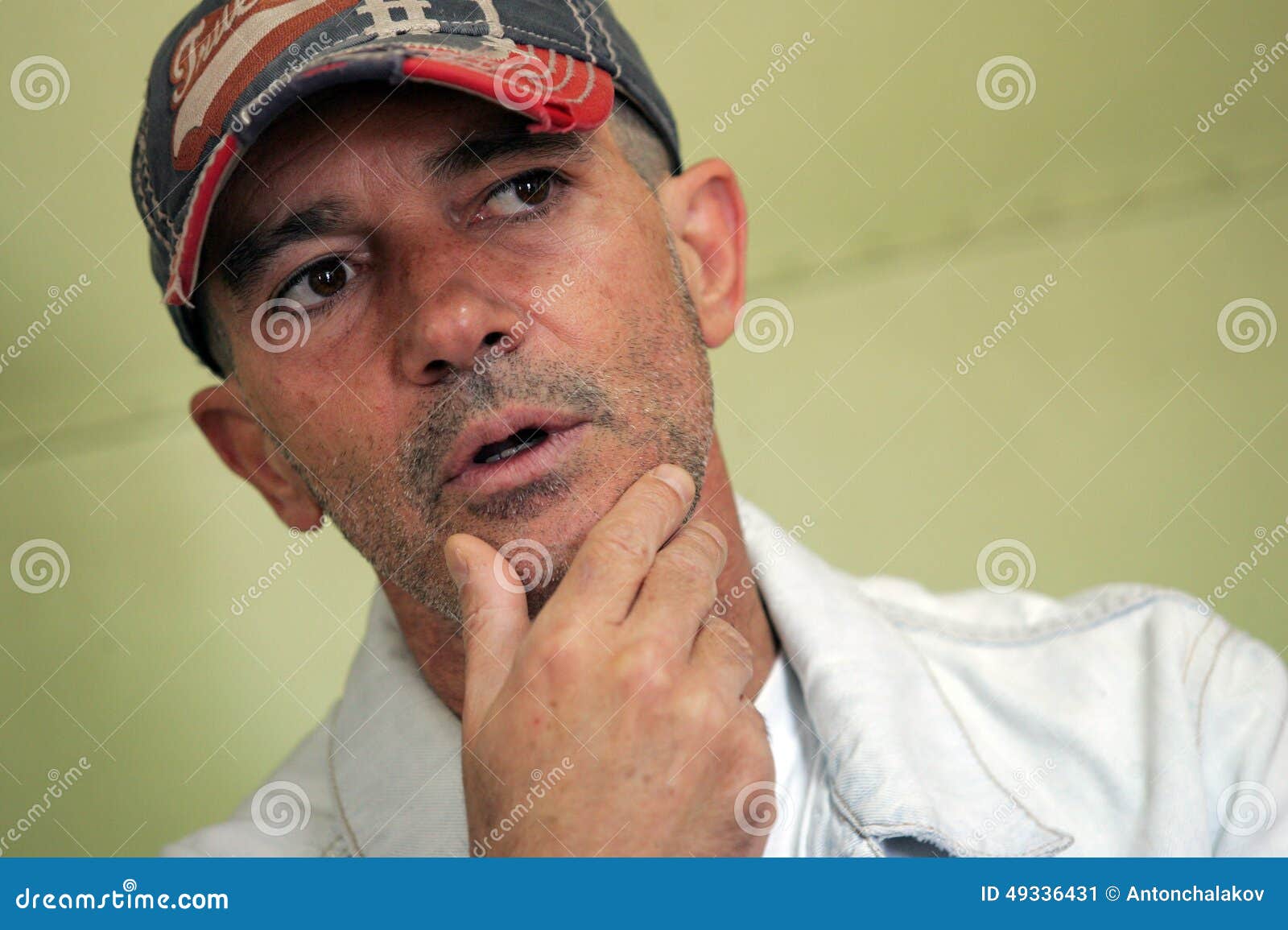 Bewonderenswaardig niettemin lengte Banderas Automata Movie Bulgaria Editorial Photo - Image of antonio, person: 49336431 Bewonderenswaardig niettemin lengte Banderas Automata Movie Bulgaria Editorial Photo - Image of antonio, person: 49336431