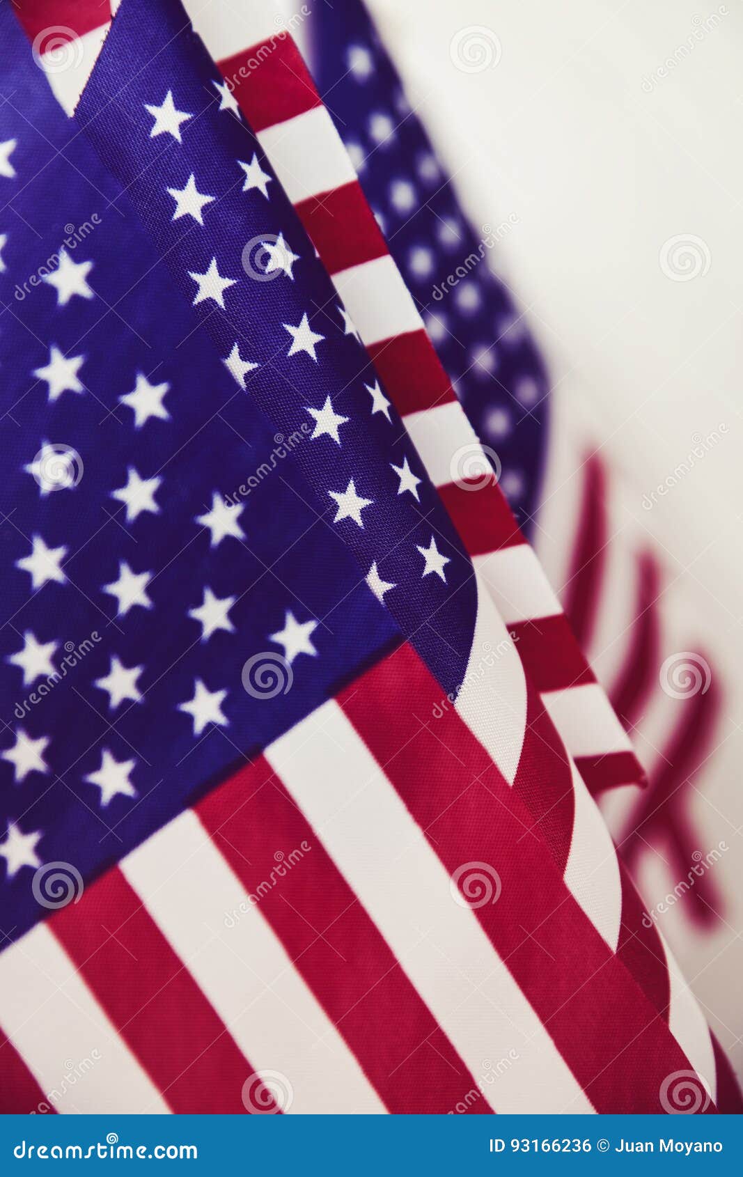 Bandiera Linee Sottili Blu Rossa Bandiera Americana 3x5 Piedi Con Linea Blu E Rossa Sottile - Doppia Bandiera, Occhielli In Metallo, Tessuto 100D Bandiera Usa Doppia Linea Blu Rossa - Foto 5