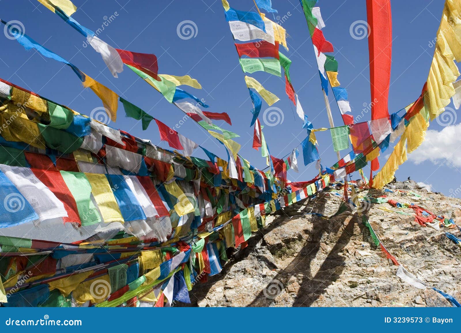 Bandierine Tibetane Di Preghiera a Lhasa Immagine Stock - Immagine di  coltura, tibetano: 3239573