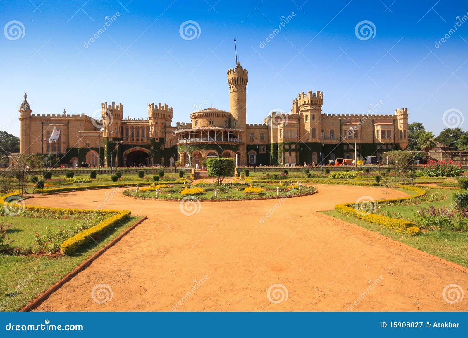 bangalore palace and gardens