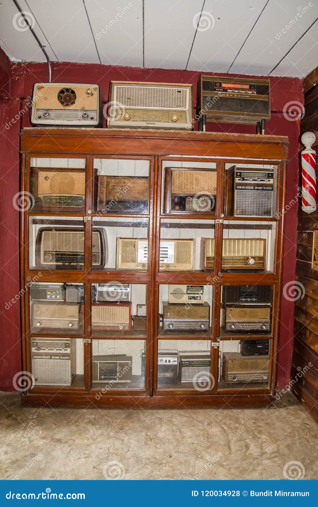 Vintage Old Radios Collection Displaying At Antique Museum Ban
