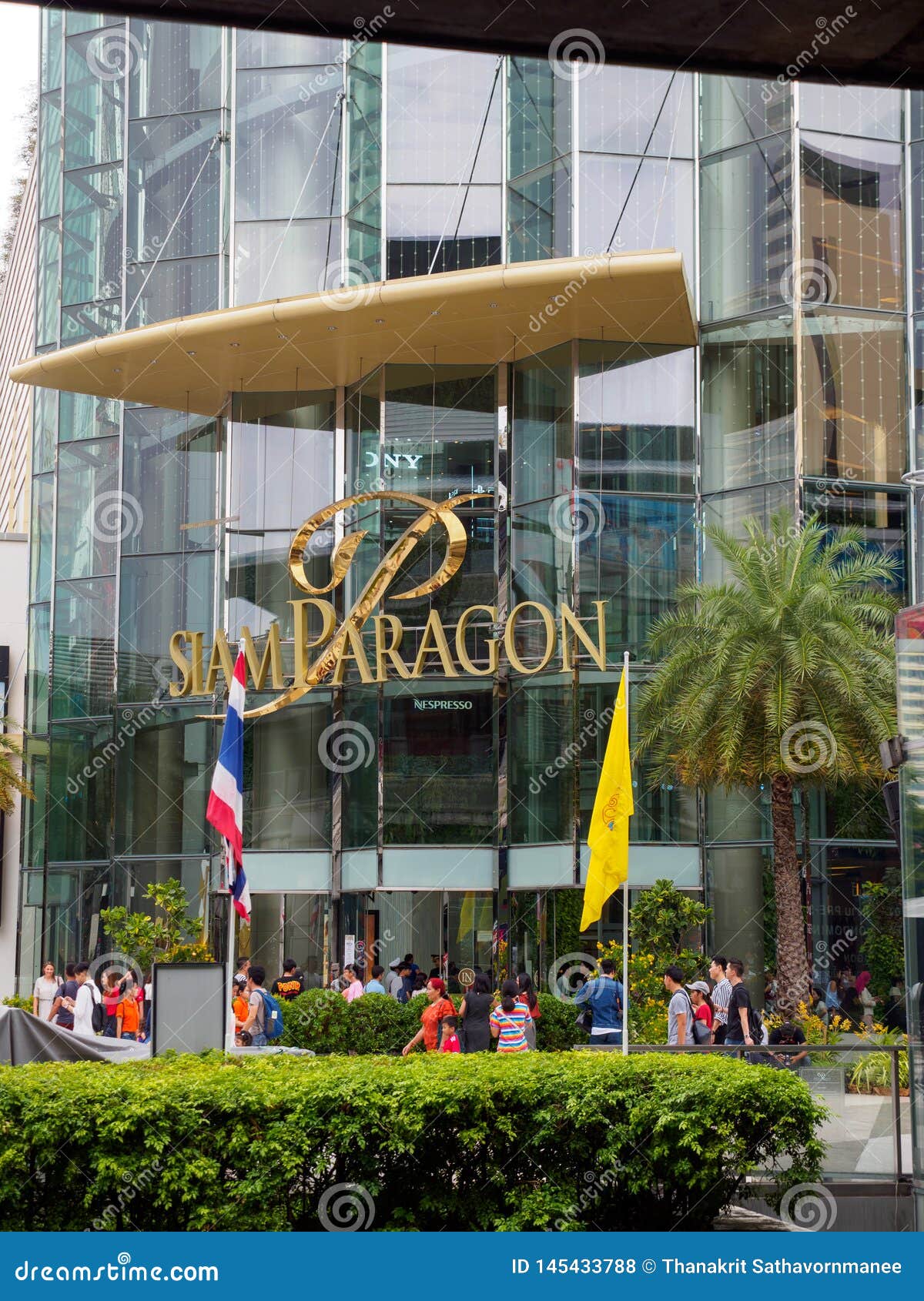 Siam Paragon Department Store Entrance, Bangkok, Thailand Editorial Stock  Photo - Image of editorial, architecture: 145433788