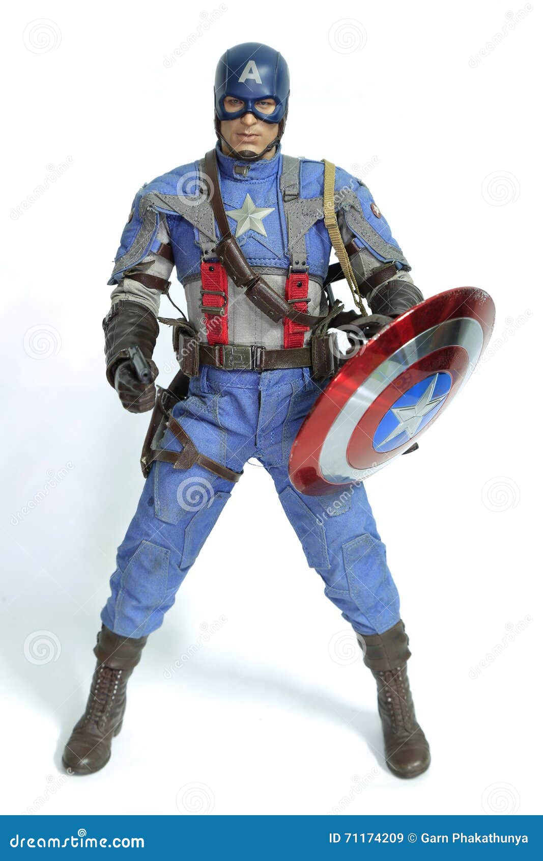 Bangkok, Thailand - March 30, 2016 : Captain America Figure Isolated White  Background. Photo by Edmund Haralson Editorial Stock Image - Image of hero,  captain: 71174209