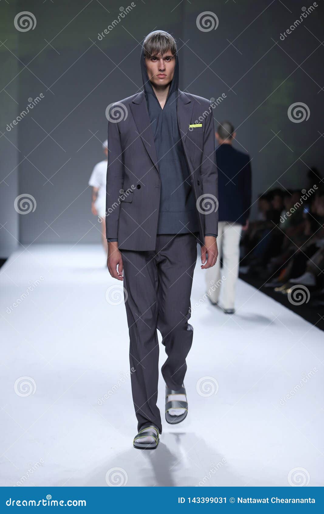 Fashion Show of New Collection in Bangkok International Fashion Week ...