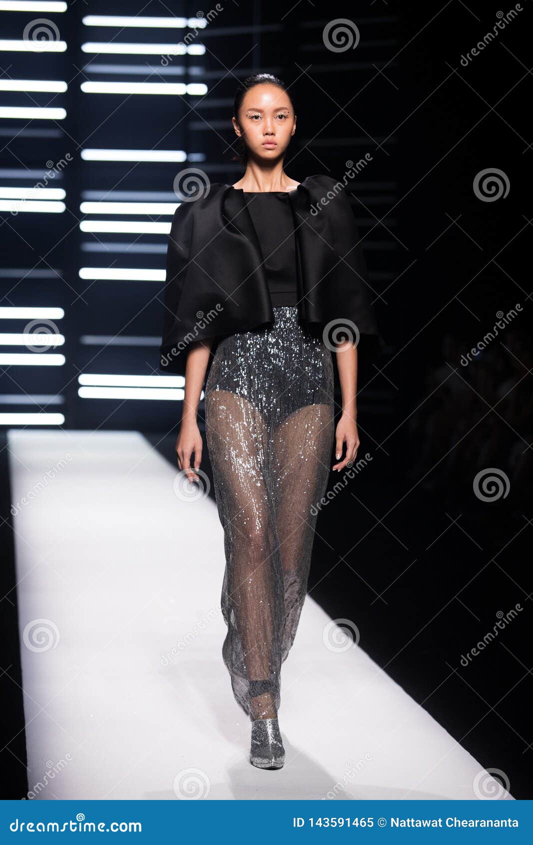 Fashion Show of New Collection in Bangkok International Fashion Week ...