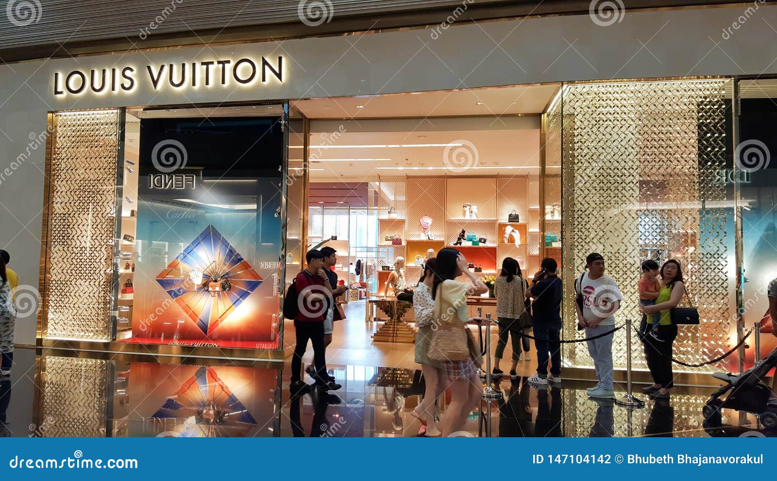 BANGKOK, THAILAND - MAY 4, 2019: LOUIS VUITTON Iconsiam Branch. IIconsiam, Is A Mixed-use ...