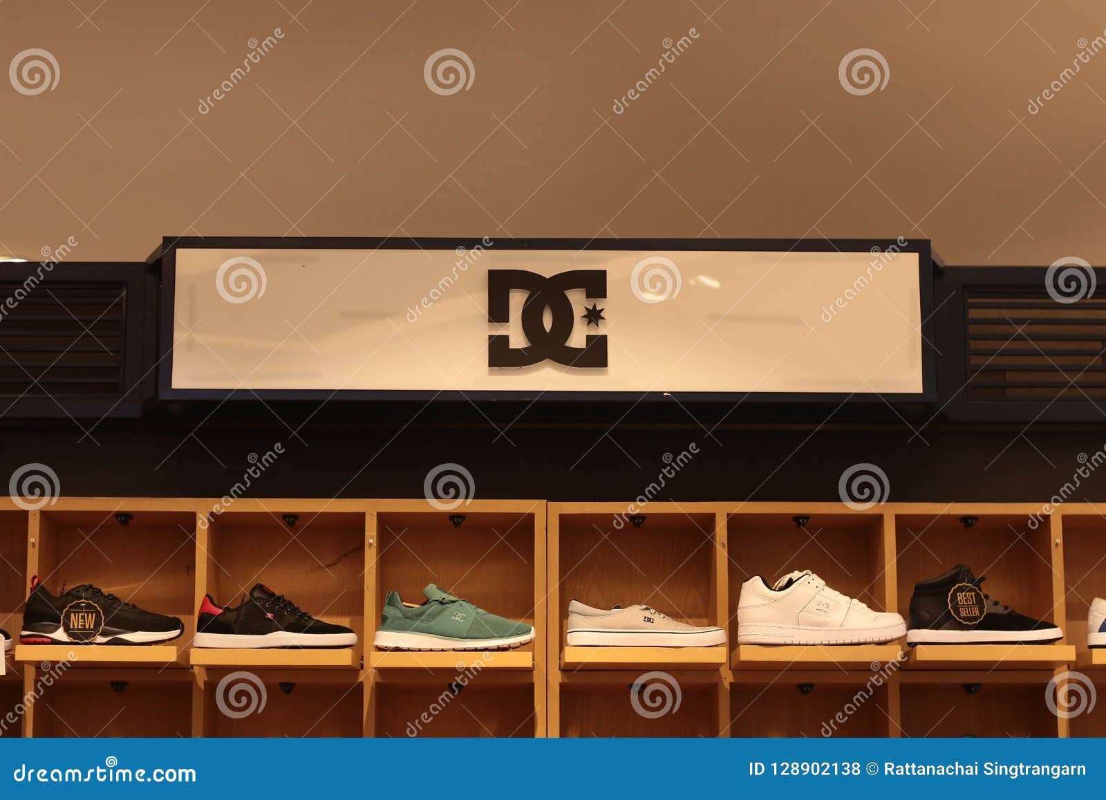 dc shoes sunway pyramid