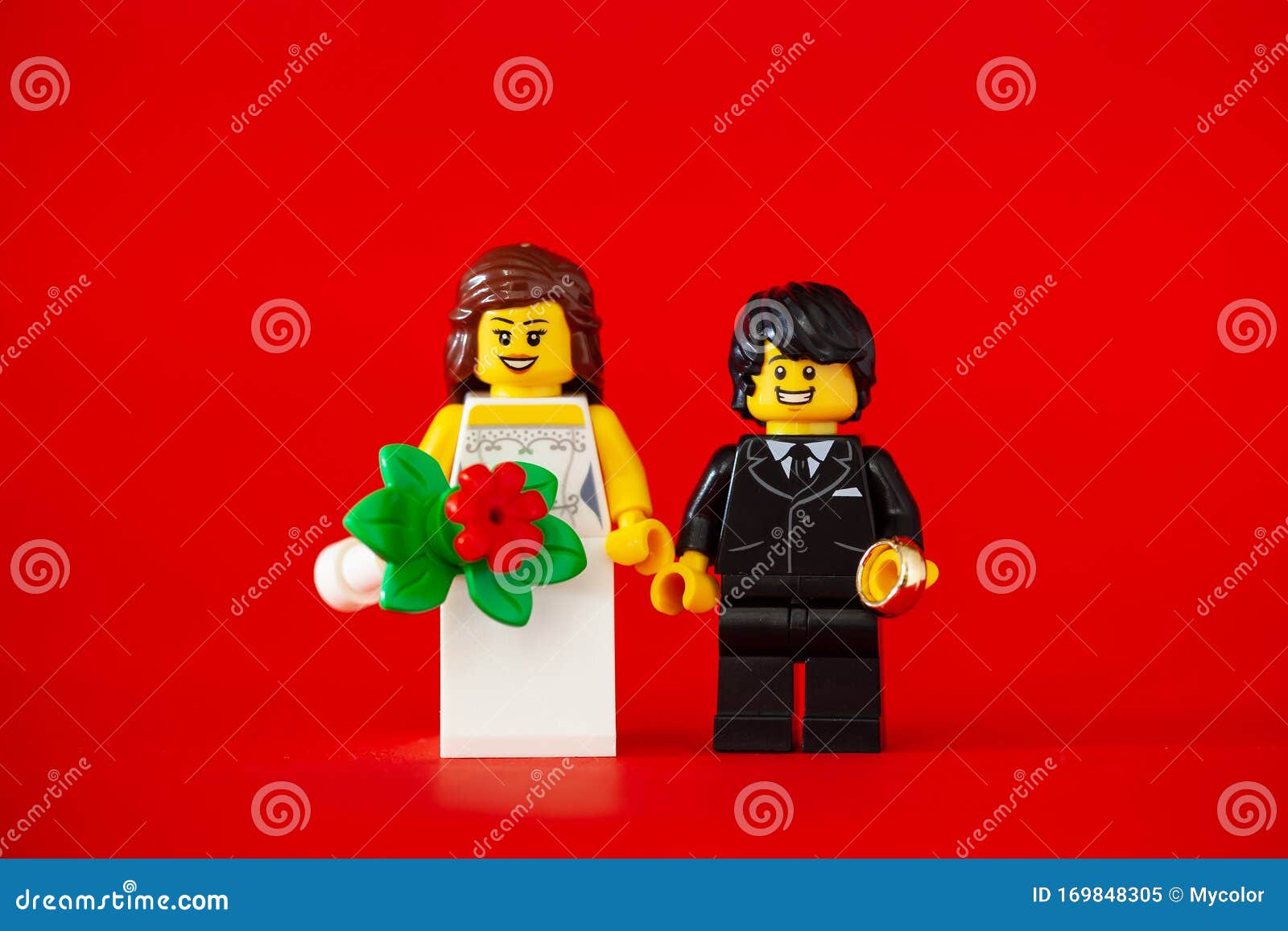 Bangkok, Thailandia 19 Gennaio 2020 - Coppia Di Minifigura Lego Sposo E  Sposa in Cerimonia Nuziale Immagine Editoriale - Immagine di maschio, lego:  169848305