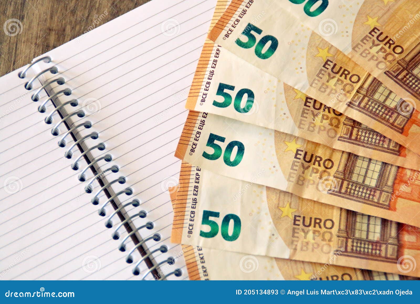 uitvinden Tactiel gevoel Glimmend Banknotes of 50 Euros and Notebook. Stock Image - Image of bill, banknote:  205134893
