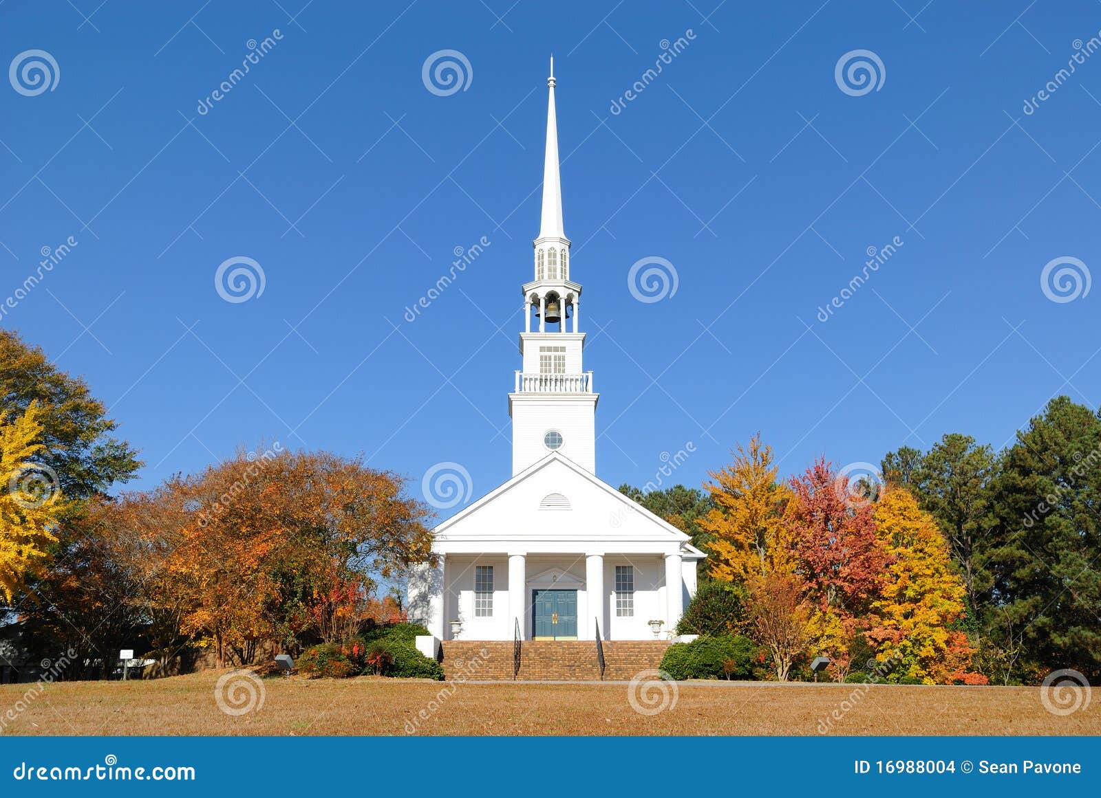 Baptist Church stock photo. Image of landscaping, religion 16988004