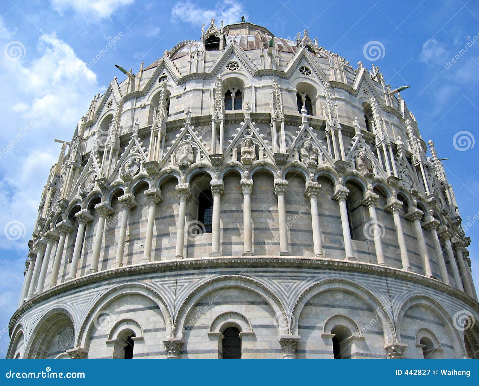 baptistry pisa