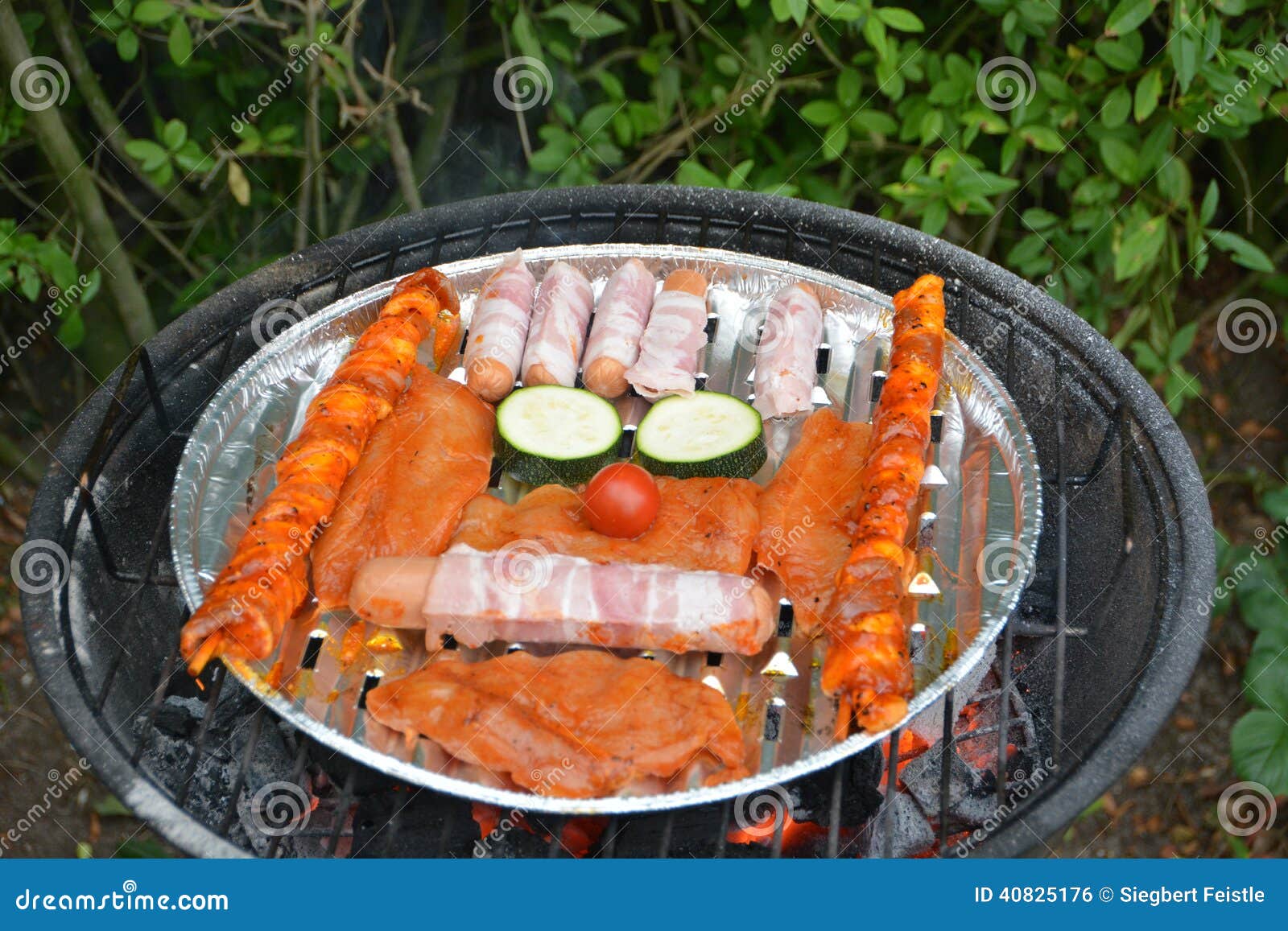 Barbecue Drole Photo Stock Image Du Barbecue Savoureux