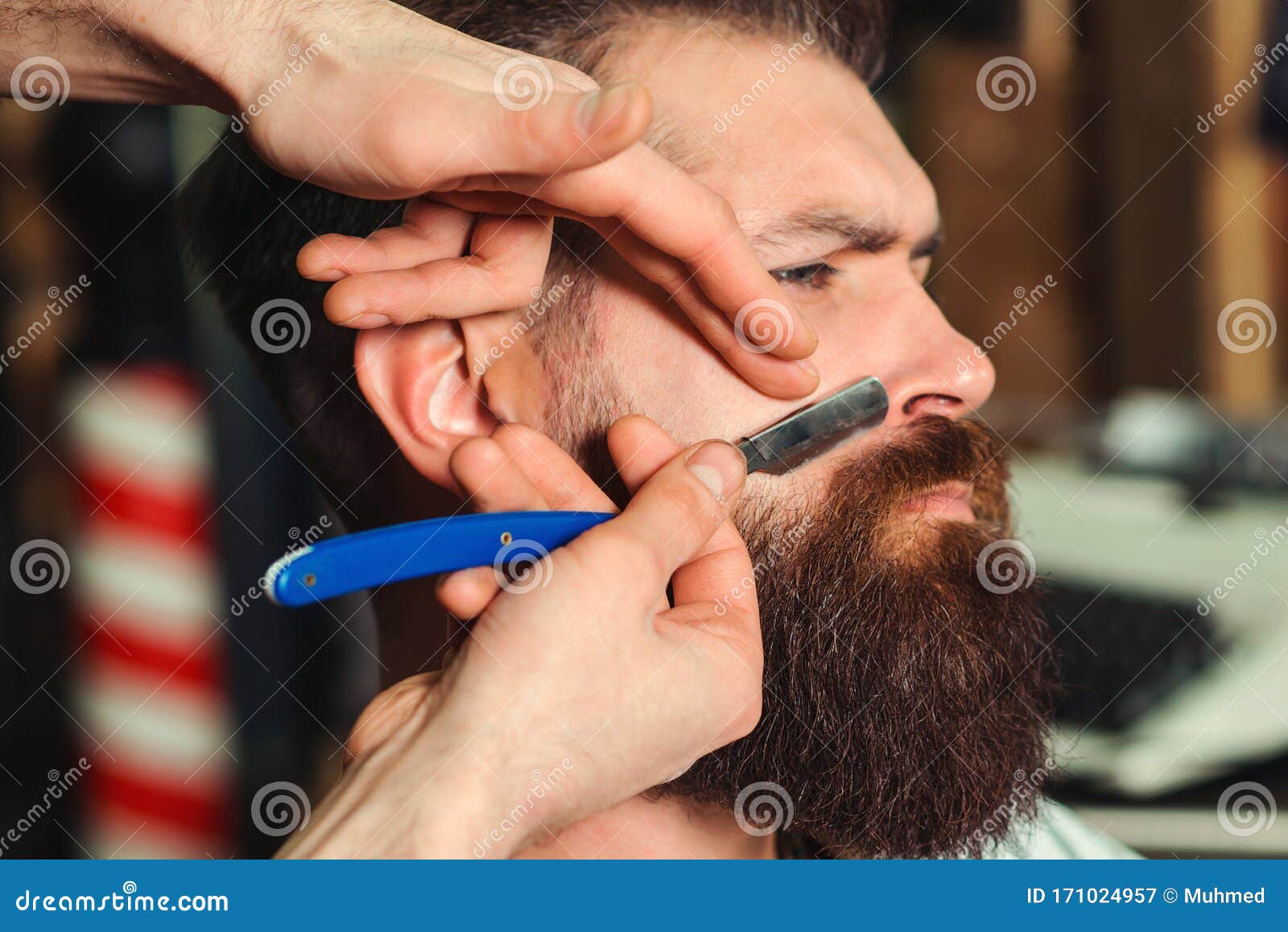 salon straight razor head shave video salon straight razor head shave video