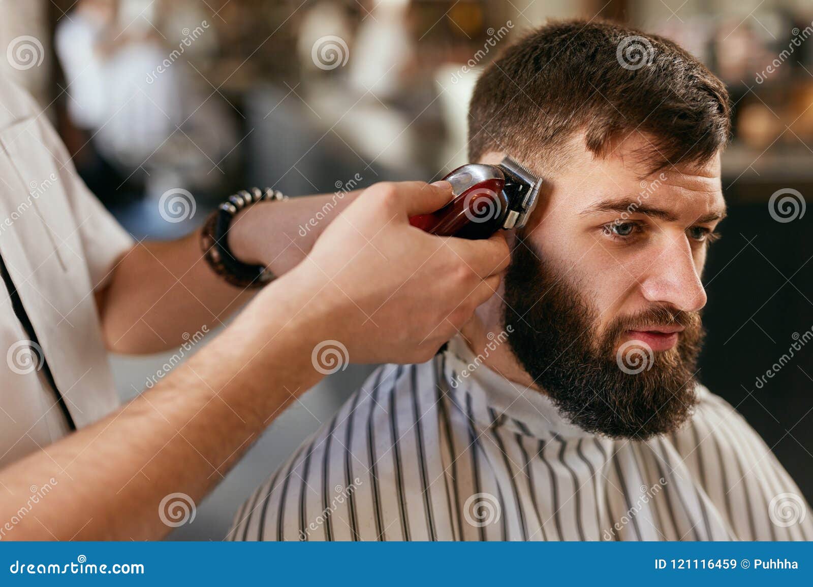 17,348 Men Hair Cut Stock Photos - Free & Royalty-Free Stock Photos from  Dreamstime