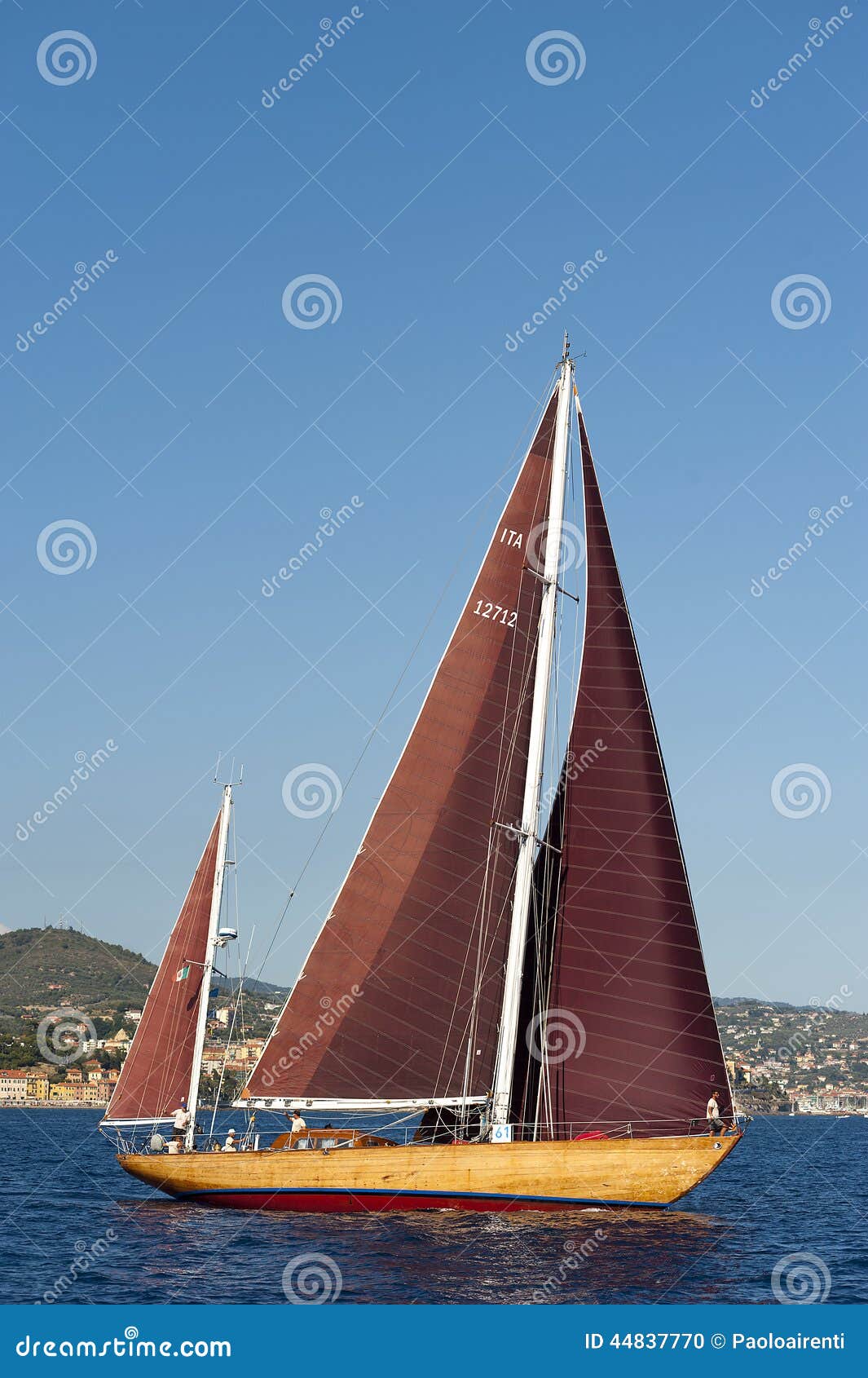 Barca A Vela Antica Durante La Regata Al Classico Yac Di Panerai Immagine Editoriale Immagine Di Evento Corsa