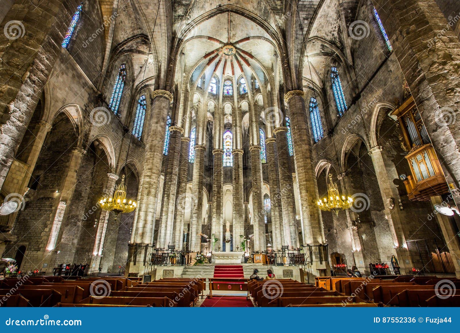 Barcelona - Iglesia Gótica Santa María Del Mar Foto de archivo - Imagen de edificio, luces: 87552336 Barcelona - Iglesia Gótica Santa María Del Mar Foto de archivo - Imagen de edificio, luces: 87552336