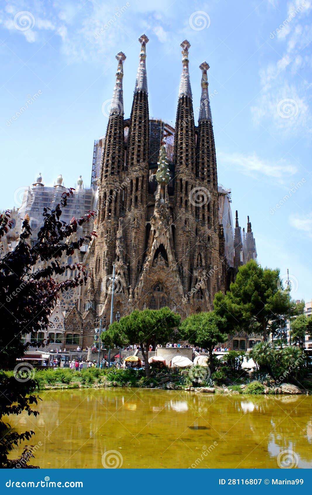 Barcelona S Famous Cathedral La Sagrada Familia Editorial Photography -  Image of place, landmark: 28116807