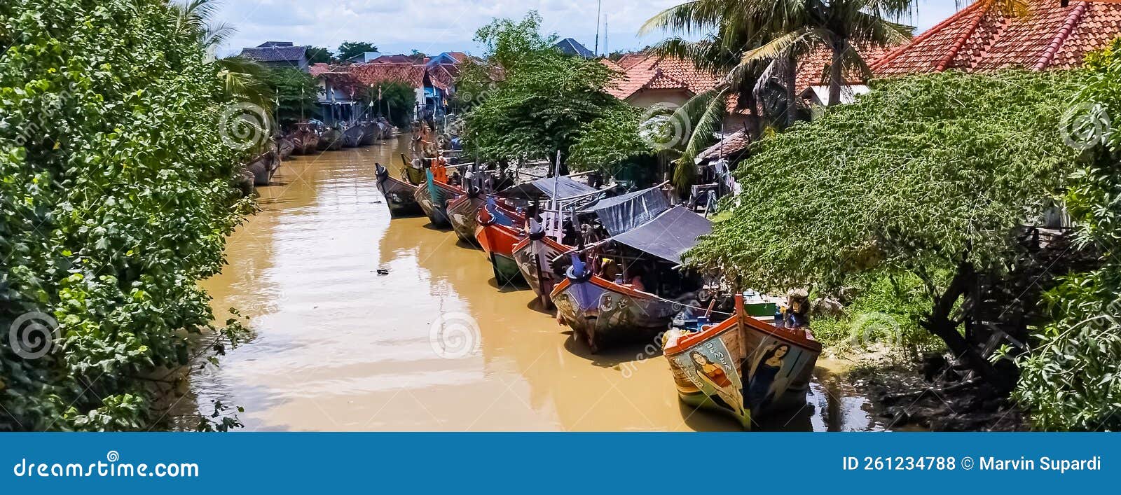 Barcos De Pescadores a Orillas Del