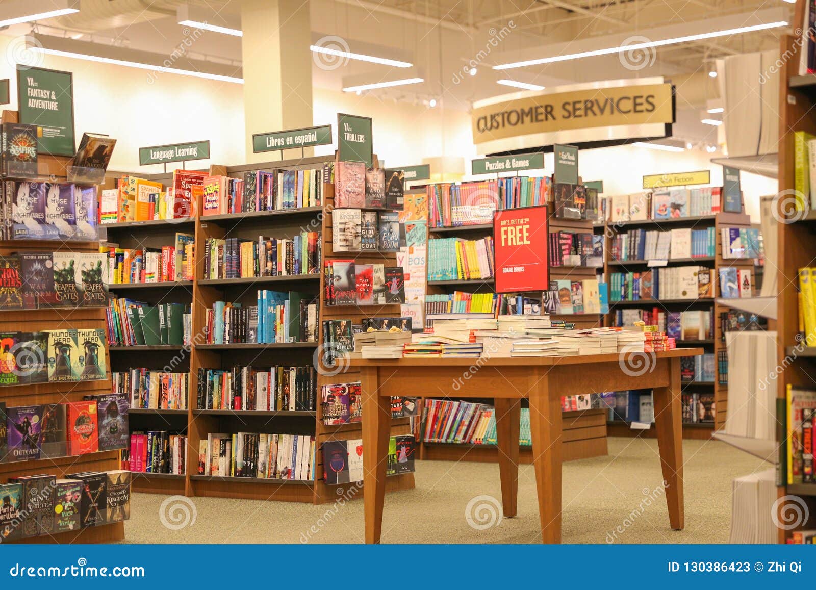 191 Retail Bookseller Photos Free Royalty Free Stock Photos From Dreamstime