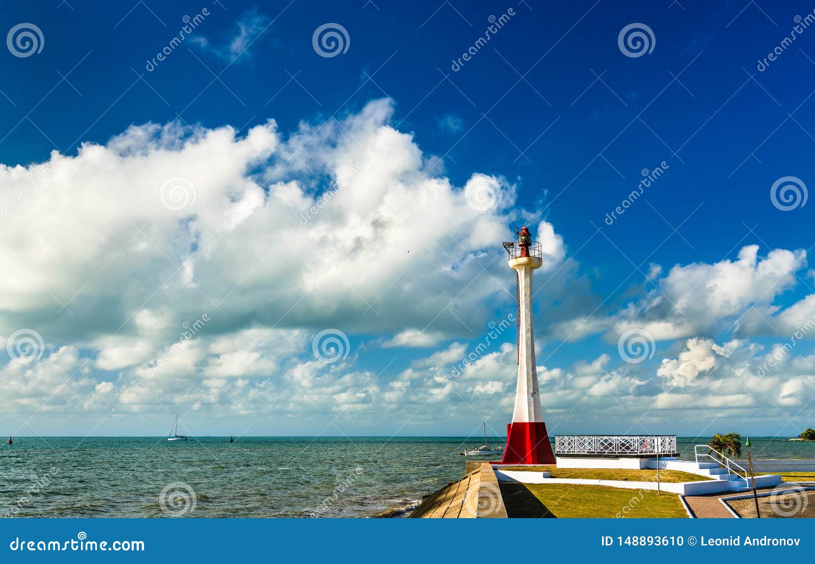 baron bliss lighthouse in belize city