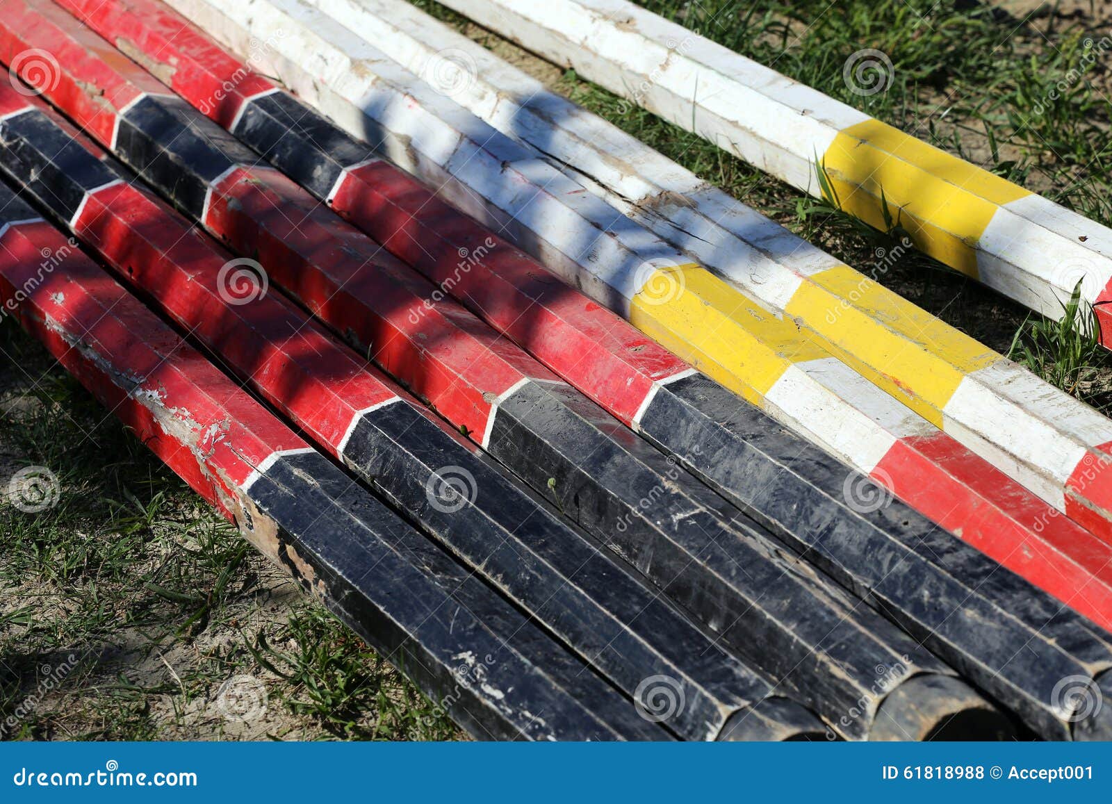 Fotos de Barras de obstáculos para el evento de salto de caballo