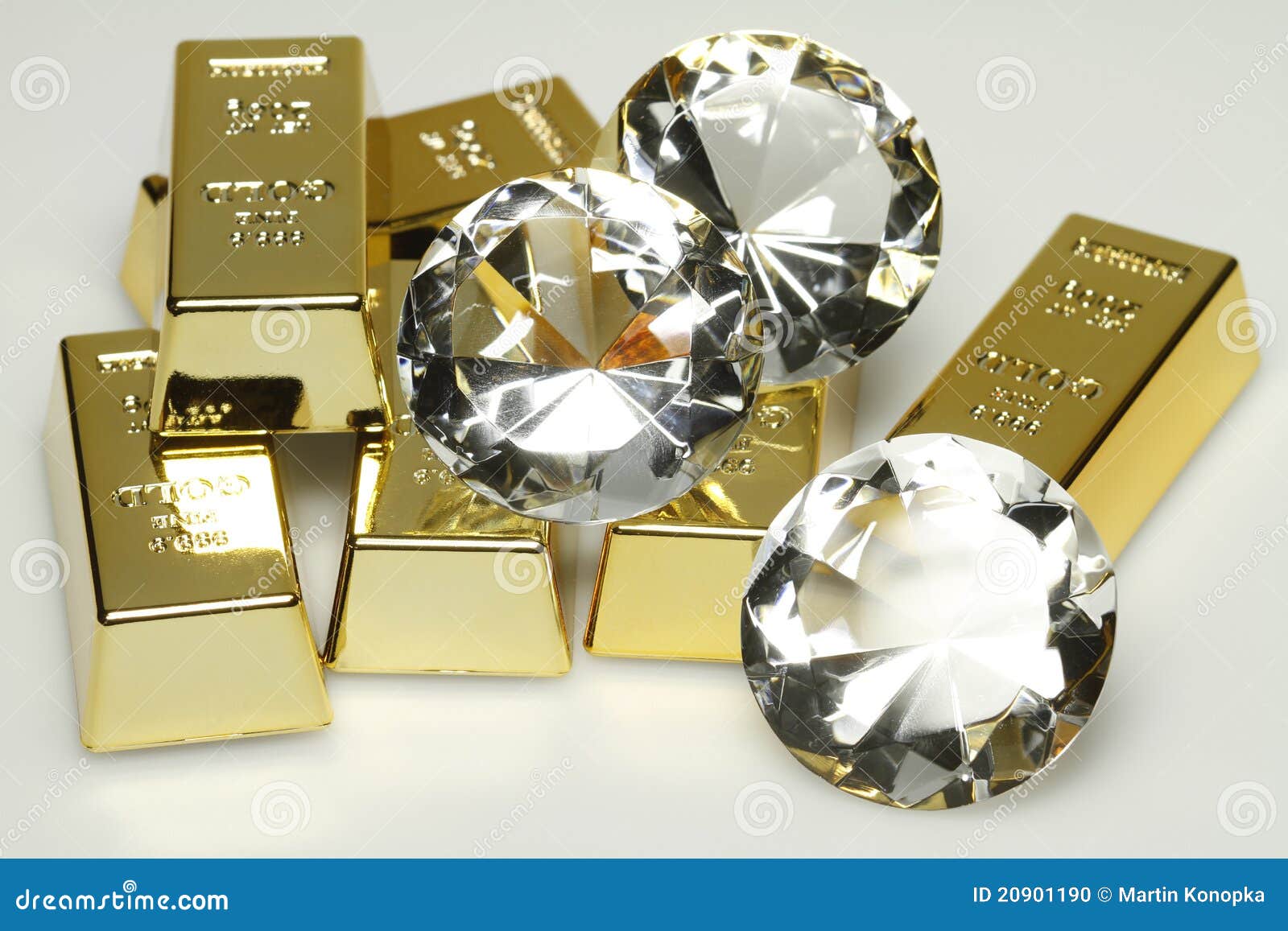 Equipar escala Oso Barras y diamantes de oro foto de archivo. Imagen de cierre - 20901190