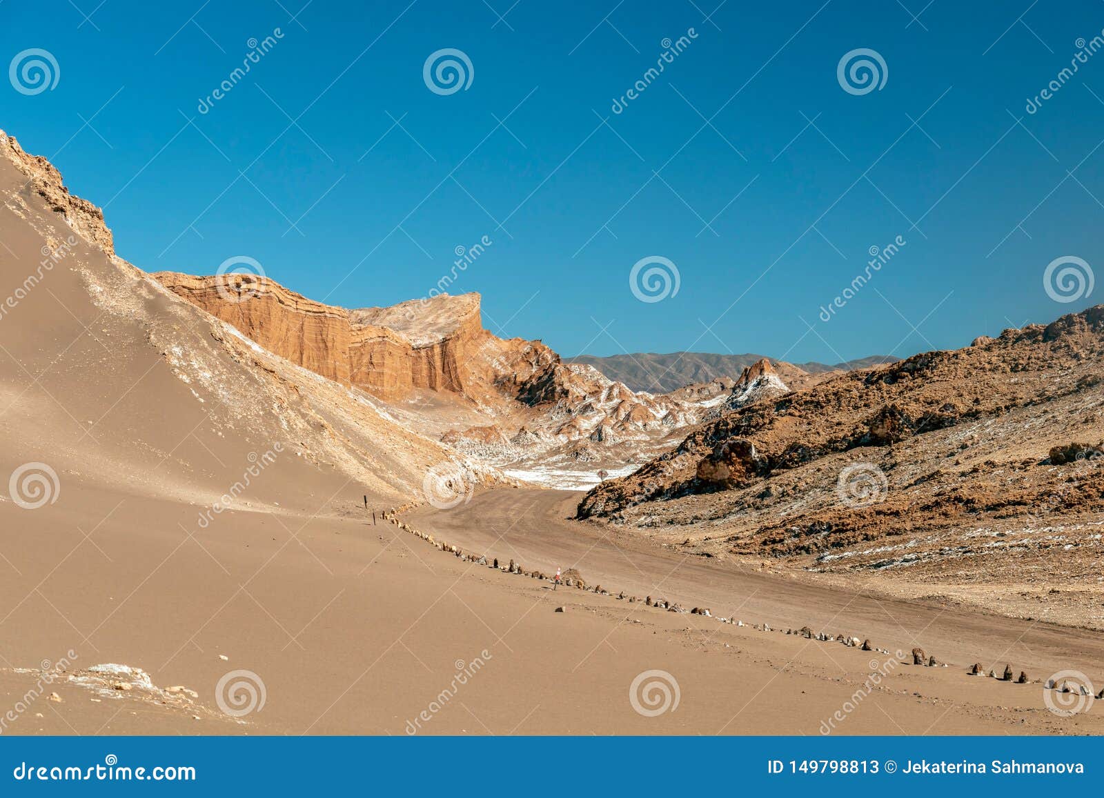 sand dunes in moon valley valle de la luna, atacama desert, chile