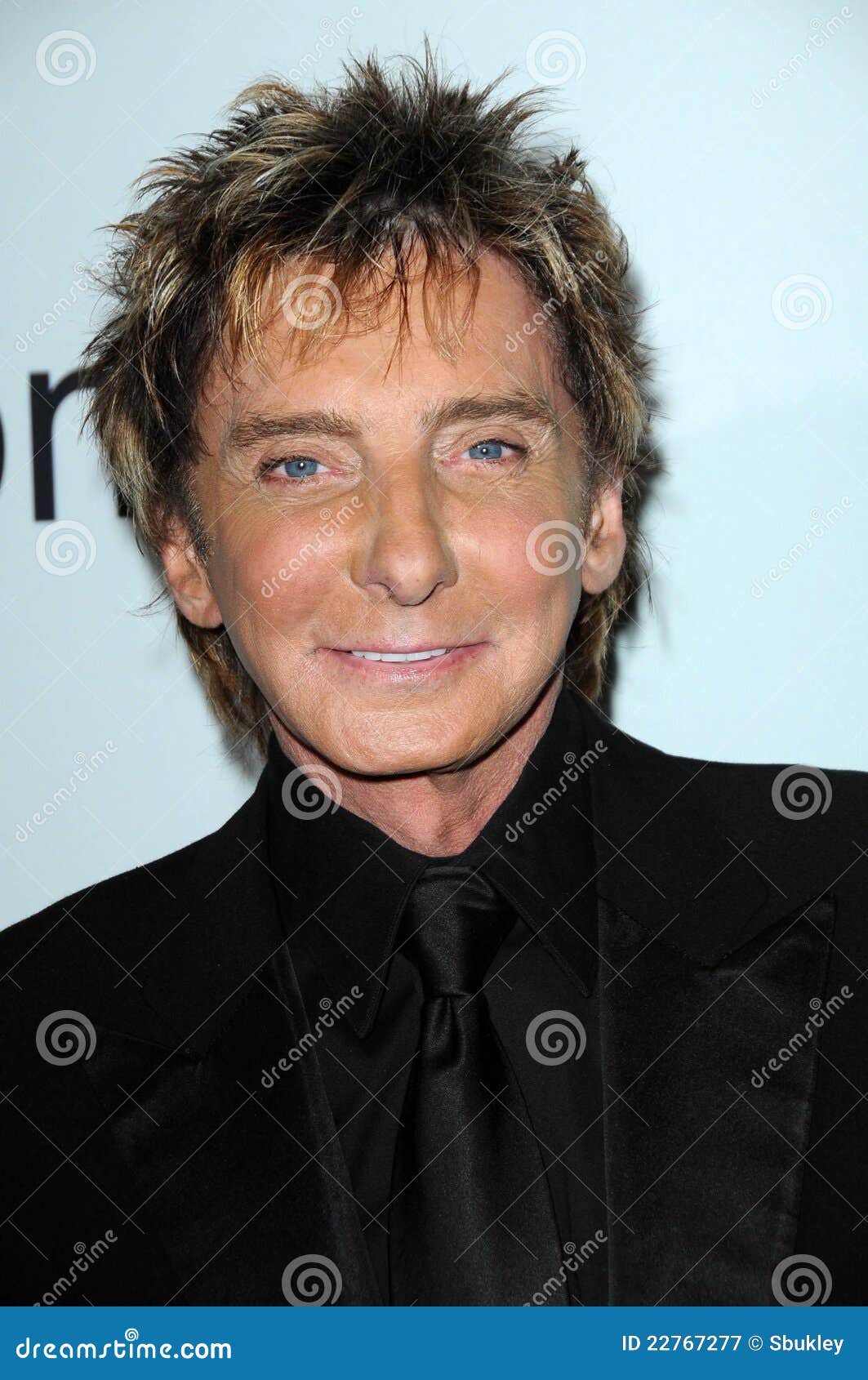Barry Manilow editorial photography. Image of icons, hills - 22767277